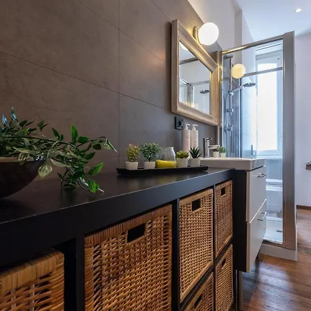 Apartment A Casa Di Stefania By Wonderful Italy Turin